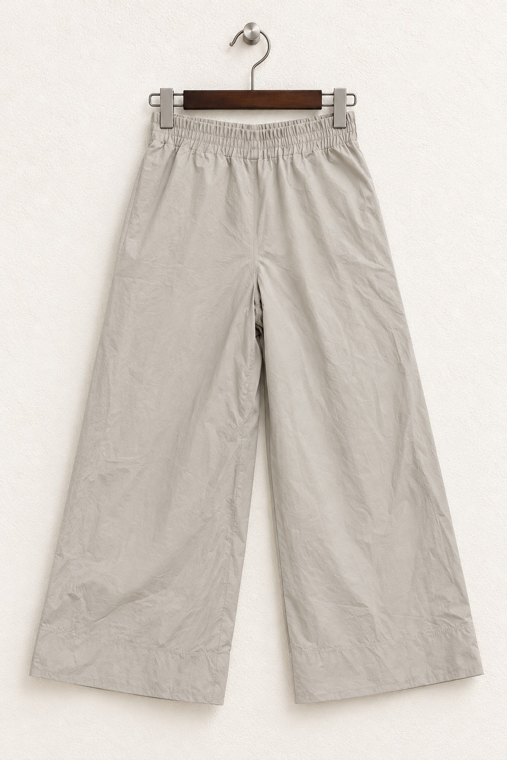 Women's lululemon Cream Wide-Leg Cropped Pants – Size S