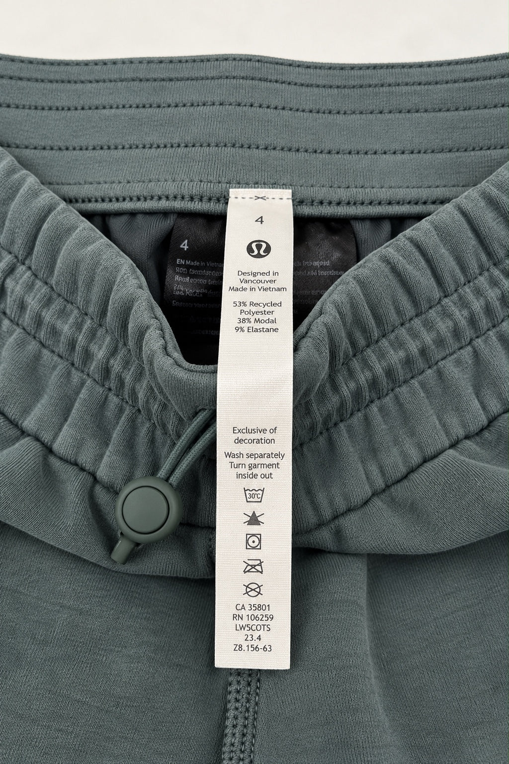 lululemon size 4 care label showing fabric composition
